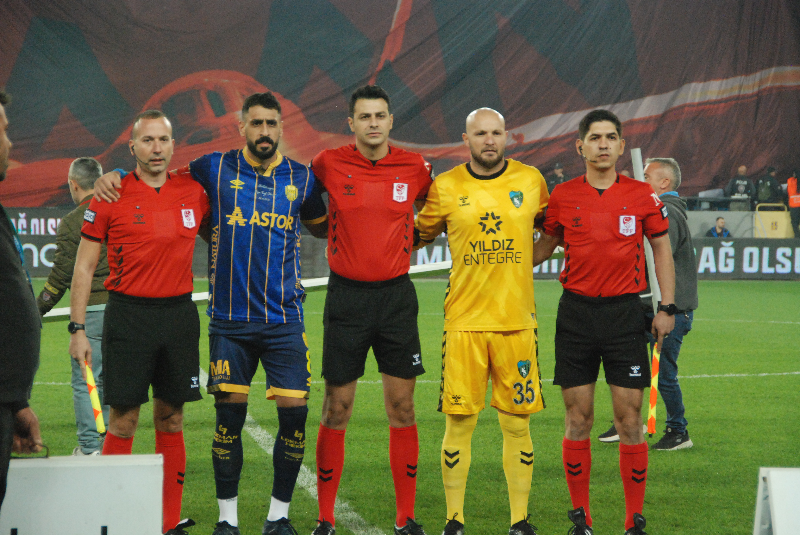 ANKARAGÜCÜ - KOCAELİSPOR MAÇINDAN FOTOLAR..