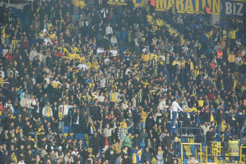 ANKARAGÜCÜ - EROKSPOR TARAFTAR RESİMLERİ