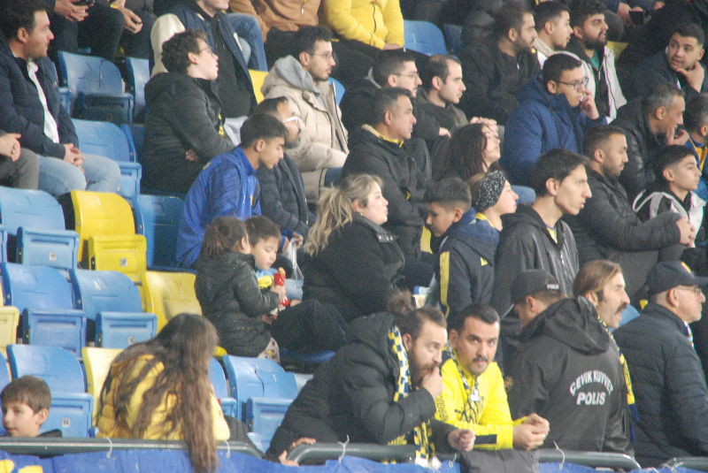 ANKARAGÜCÜ - EROKSPOR TARAFTAR RESİMLERİ