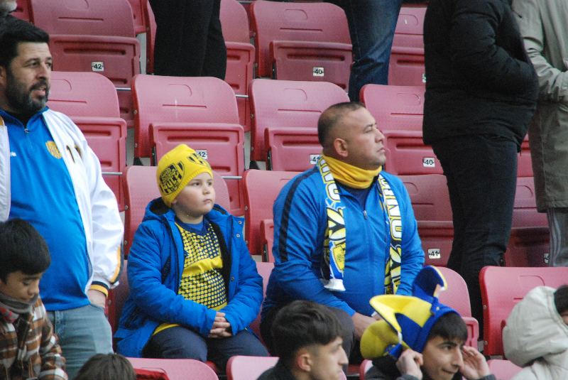 ANKARAGÜCÜ-PENDİKSPOR TARAFTAR FOTOLARI