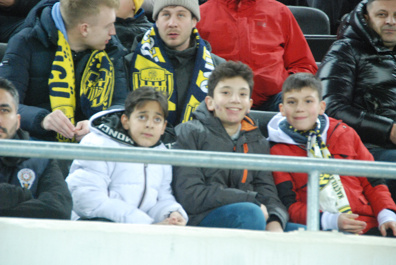 ANKARAGÜCÜ - MANİSA FK maçından
