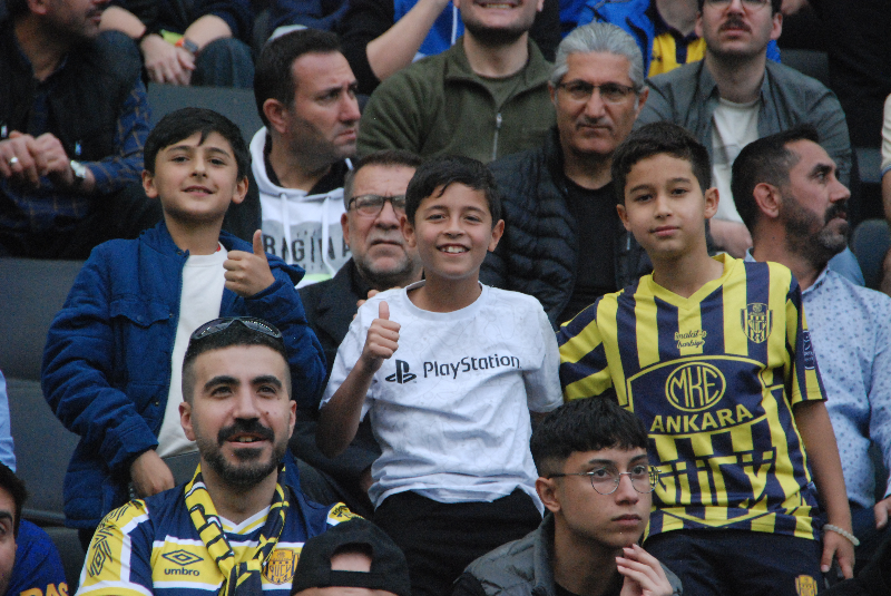 ANKARAGÜCÜ - ÇORUM FK MAÇINDAN