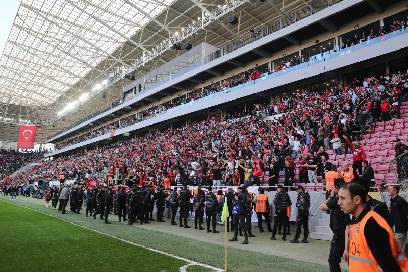 GENÇLERBİRLİĞİ - SAKARYASPOR
