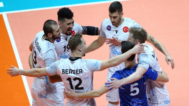 Halkbank çok rahat 3-0