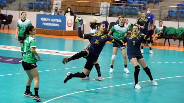 Altın Kanatlı Melekler gruptan namağlup çıktı