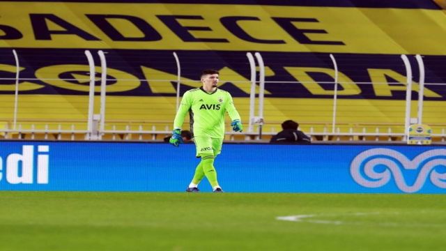 Altay Bayındır'a İngiltere'den talip
