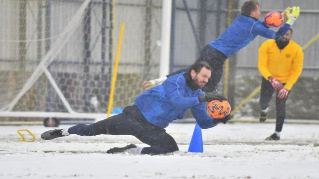 Ankaragücü yoğun kar yağışı altında çalıştı