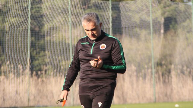 Mehmet Altıparmak: "Maça 1-0 mağlup başladık"