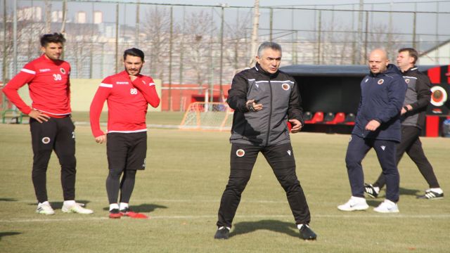 Mehmet Altıparmak "Sezonun en önemli maçı"
