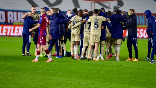 Trabzonspor-Fenerbahçe maçının sonucunu Pelkas belirledi