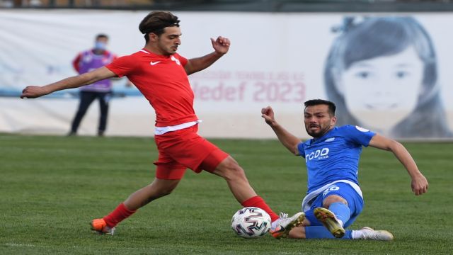 Ankara Demirspor tepeyi aştı 2-1