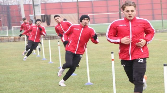 Metehan Mert ilk kez !
