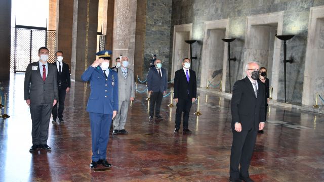 TSYD Ankara Şubesi Yönetimi, Anıtkabir'i ziyaret etti