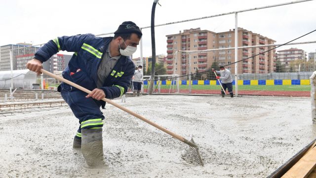 Ankara Büyükşehir Belediyesi'nde Tandoğan'a katkılar sürüyor