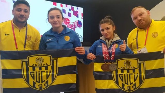 Ankaragücü halter Sporcusu Nuray Levent, Dünya Gençler Halter Şampiyonu oldu