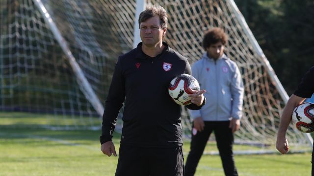 1.Lig: Samsunspor'da teknik direktör Ertuğrul Sağlam ile yollar ayrıldı