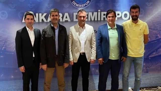 Ankara Demirspor, Bülent Akan'la yola devam ediyor