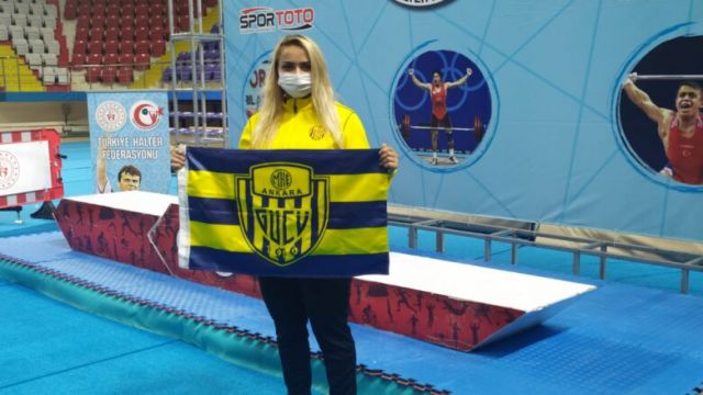 Ankaragücü sporcusu Nazlı İrem Özer Türkiye ikincisi oldu