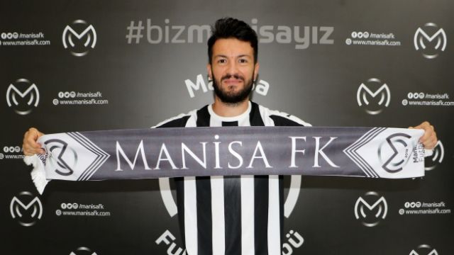 Özgür Çek 1.Lig takımına imza attı