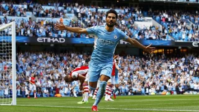 Manchester City, Arsenal'i ezdi geçti