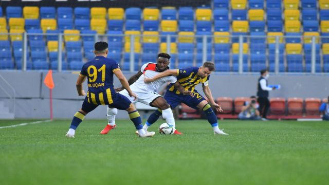 Ankaragücü derbinin galibi 2-0