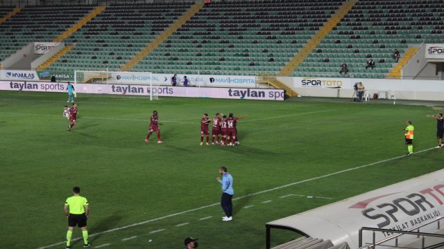 Bandırmaspor, Manisa FK'yı evinde yendi 3-1
