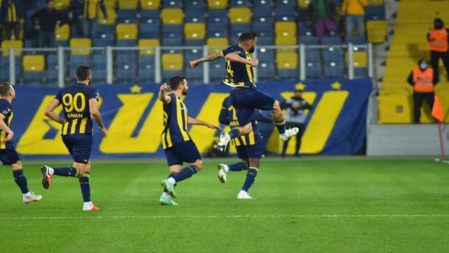 Yeni lider Ankaragücü !