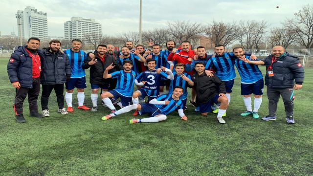 Yenimahalle Belediyespor namağlup ilerliyor