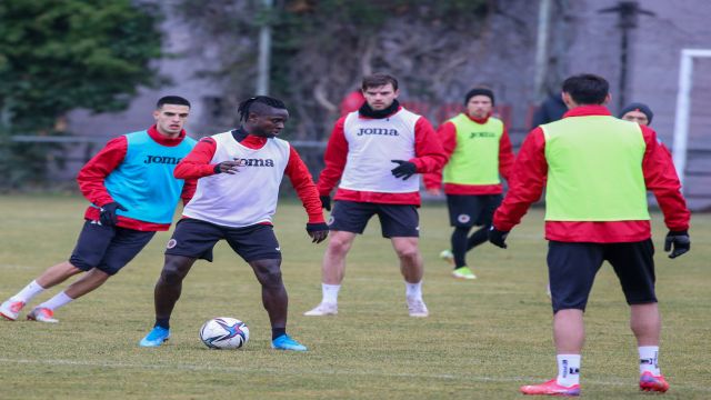 Adanaspor hazırlıkları sürüyor, LuaLua çalışmalara başladı