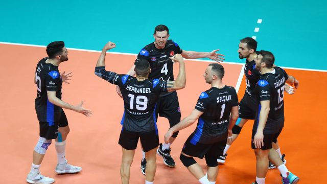 Halkbank finale yaklaşıyor! Panathinaikos'u devirdiler...