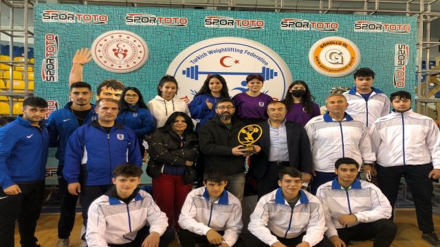 Ankara Büyükşehir Belediye Spor Kulübü Halter Takımı, Türkiye Şampiyonu oldu.  