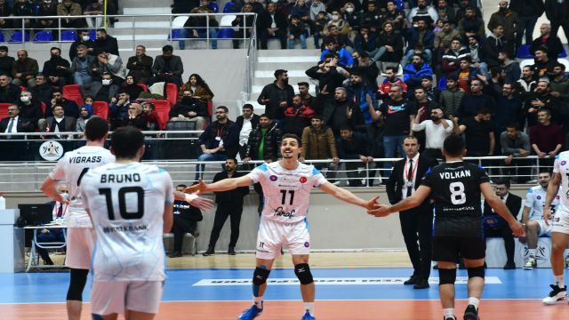 Halkbank Kızıltepe’den alkışlarla uğurlandı