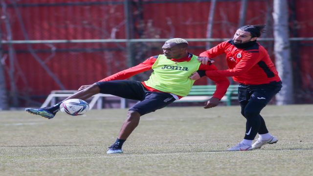 İstanbulspor hazırlıkları sürüyor