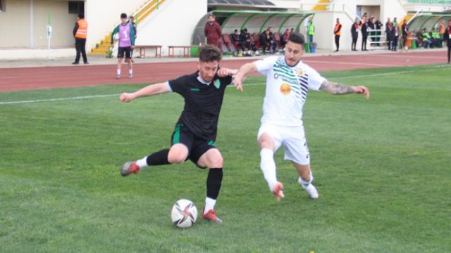 Kalecik FK, 10 kişilik Çarşamba'ya kaybetti 1-3