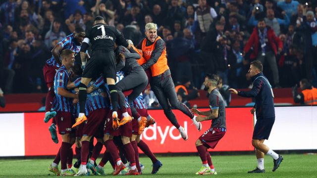 Süper Ligde şampiyon Trabzonspor