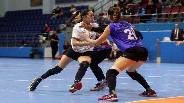 Yeninahalle Belediyespor, Kastamonu'da sonunu getiremedi