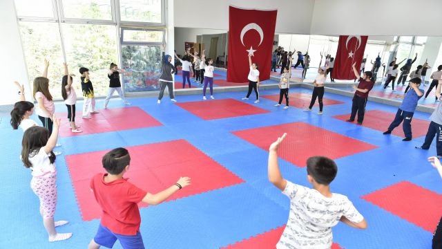 ABB yaz spor okullarına yoğun ilgi var