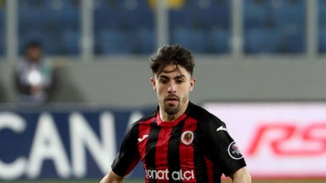 Rahmetullah Berişbek, Süper Lige transfer oldu