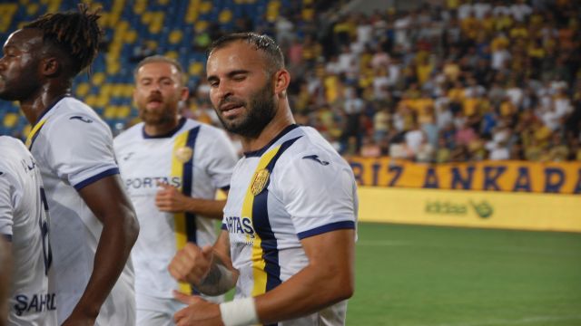 Jese Rodriguez'den şık gol !