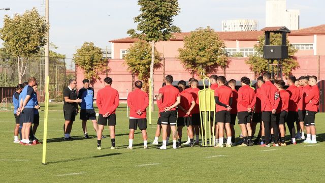 Aksoy ilk antremana çıktı