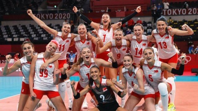 A Milli Kadın Voleybol Takımımız, grubunu lider tamamladı...