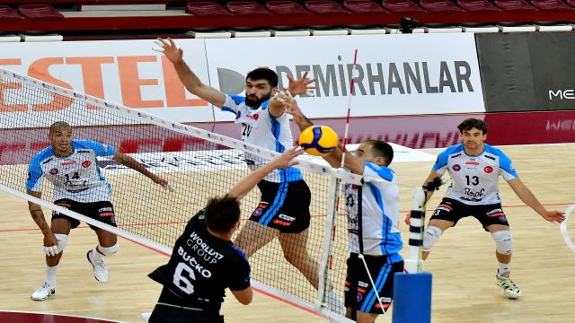 Halkbank, Hatay’dan üç puanla dönüyor