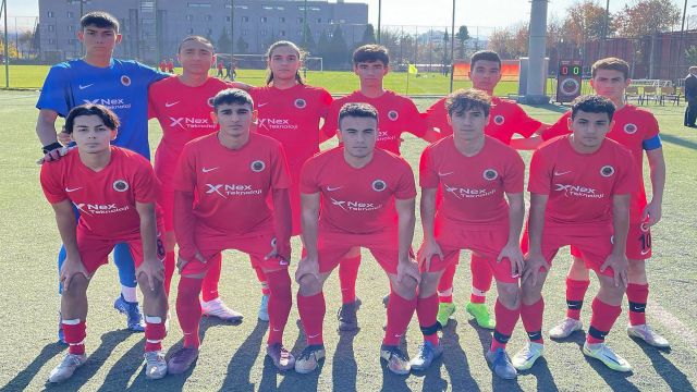 U17’li gençler galip geldi