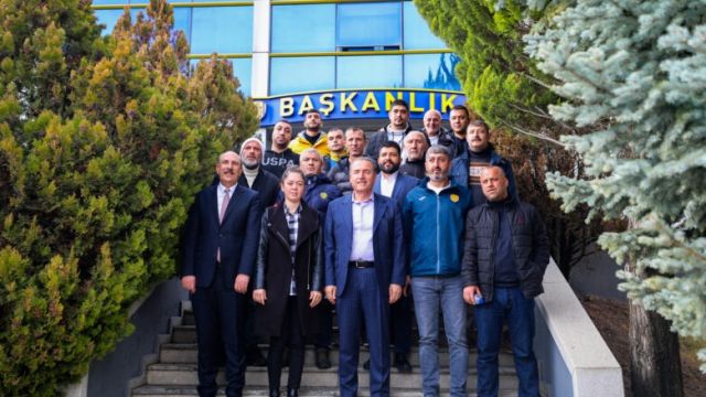 Başkan Faruk Koca, tribün liderleri ile bir araya geldi