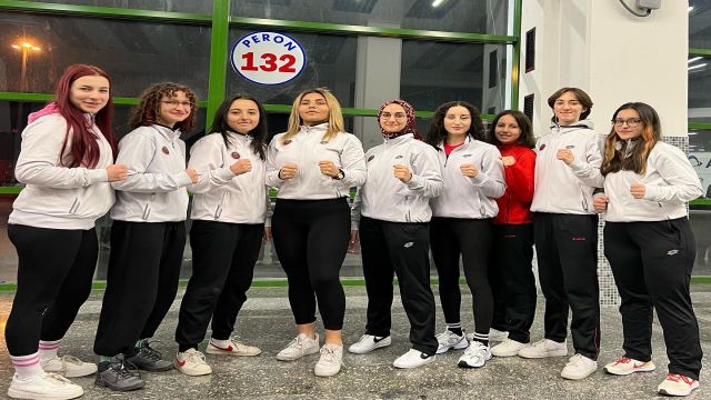Gençlerbirliği Kick Boks Takımı turnuvada madalyaları topladı