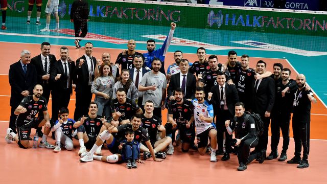 Halkbank’tan Galatasaray’a puan yok