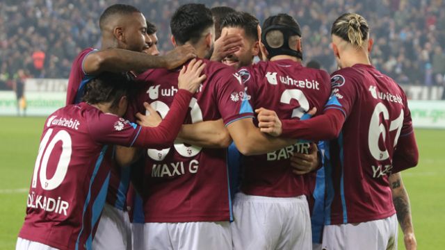 Trabzonspor, evinde İstanbulspor'u 4-0 yendi...