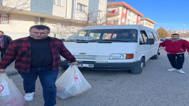 Başkent'ten haber | Ankara Kulübü, Ankara’ya gelen depremzedelere tek elden yardım ulaştırıyor