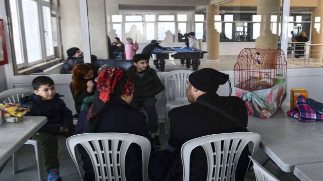 Başkent'ten haber | Ankara Büyükşehir Belediyesi,1538 depremzedeyi Ankara'da ağırlamaya başladı