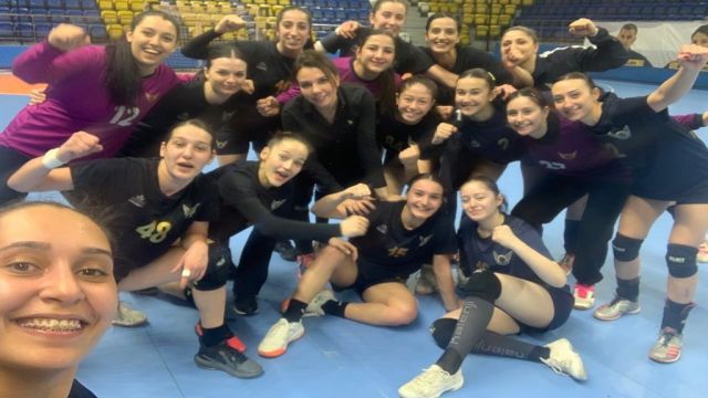 Çekişmeli maç Yenimahalle Belediyespor'un